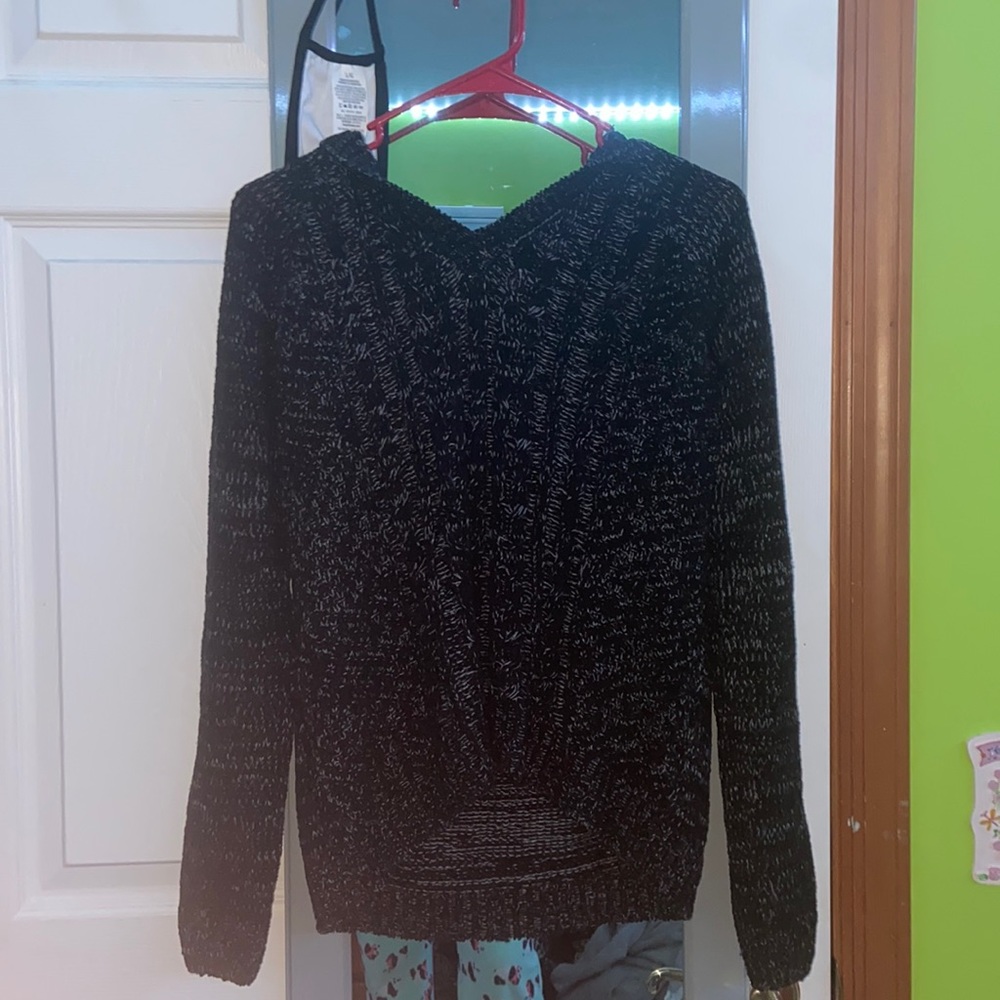 Kohl’s Hooded Black Sweatshirt